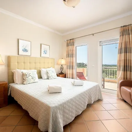 Апартаменты Vilas Alvas -2 Bedroom Vale Do Lobo Near The Beach Алмансил